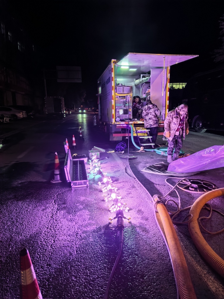 于洪管道非开挖修复